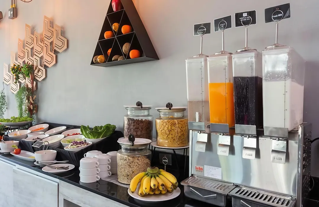 Maya Phuket Airport Hotel - Naiyang Beach - Free Airport Drop-Off-1